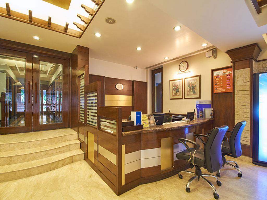 Sarovar Portico Rivera Ahmedabad Exterior photo